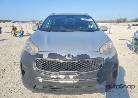 2018 Kia Sportage Lx z USA, uszkodzony, nr VIN KNDPM3AC0J7353425